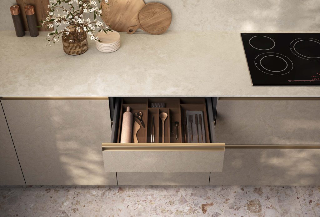 Ginevra Modern & Design kitchen by Ciao Cucine, equipped cutlery drawer, champagne